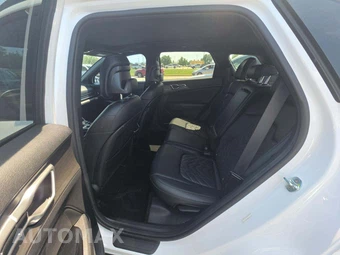 2023 Kia Sportage X-Line - miniatura 13