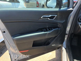 2023 Kia Sportage X-Line - miniatura 9