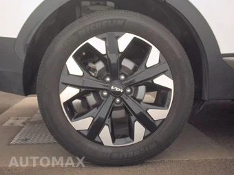 2023 Kia Sportage X-Line - miniatura 11