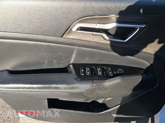 2023 Kia Sportage X-Line - miniatura 9