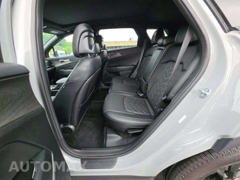 2023 Kia Sportage X-Pro - miniatura 10