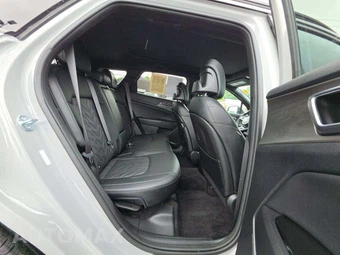 2023 Kia Sportage X-Pro - miniatura 13