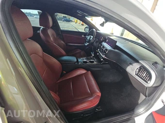 2023 Kia Stinger GT-Line – miniatura 8
