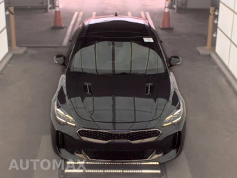 2023 Kia Stinger GT-Line – miniatura 2
