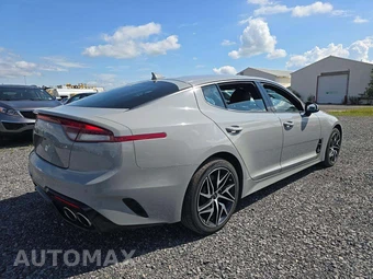 2023 Kia Stinger GT-Line - miniatura 3