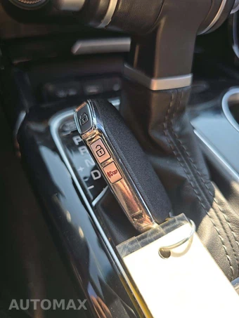 2023 Kia Stinger GT-Line - miniatura 8