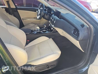 2023 Kia Stinger GT-Line – miniatura 8
