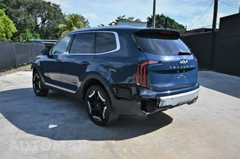 2023 Kia Telluride EX - miniatura 5