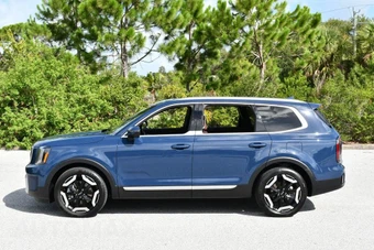 2023 Kia Telluride EX - miniatura 26