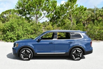 2023 Kia Telluride EX - miniatura 28
