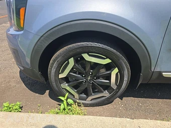 2023 Kia Telluride EX - miniatura 8