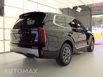 2023 Kia Telluride LX - miniatura 4