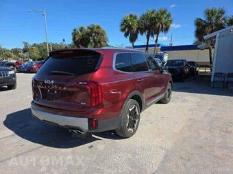 2023 Kia Telluride S - miniatura 3