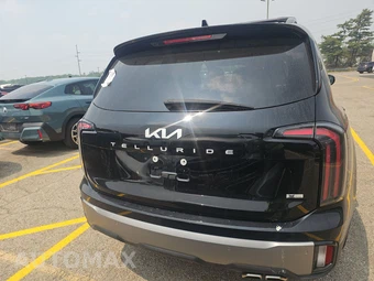 2023 Kia Telluride X-Line - miniatura 5