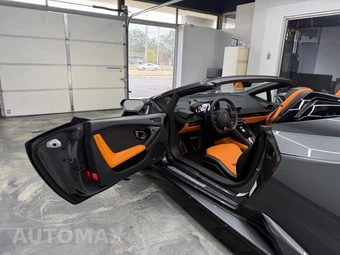 2023 Lamborghini Huracan EVO Convertible - miniatura 8