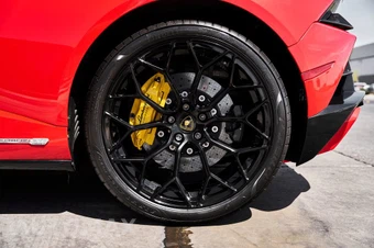 2023 Lamborghini Huracan EVO Convertible - miniatura 23