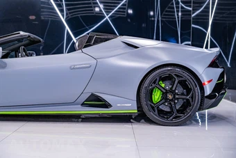 2023 Lamborghini Huracan EVO Convertible - miniatura 26