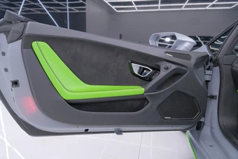 2023 Lamborghini Huracan EVO Convertible - miniatura 51