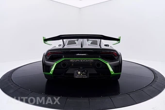 2023 Lamborghini Huracan STO Coupe - miniatura 23