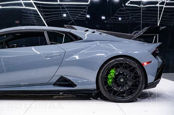 2023 Lamborghini Huracan - miniatura 12