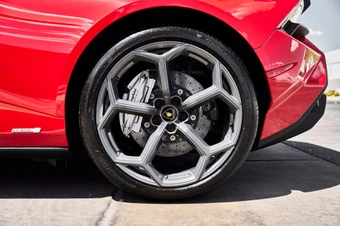 2023 Lamborghini Huracan - miniatura 24