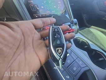 2023 Lamborghini Urus Performante - miniatura 5