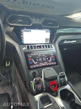 2023 Lamborghini Urus Performante – miniatura 10