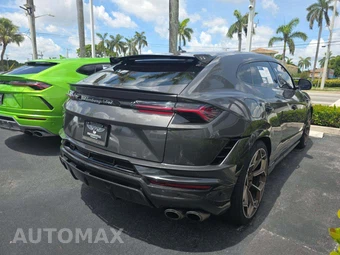 2023 Lamborghini Urus Performante – miniatura 3