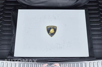 2023 Lamborghini Urus S – miniatura 20