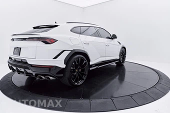 2023 Lamborghini Urus S – miniatura 13