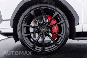 2023 Lamborghini Urus S – miniatura 3