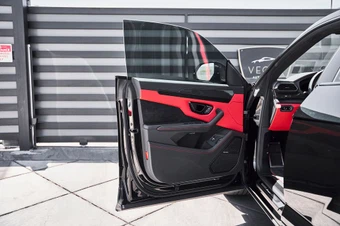 2023 Lamborghini Urus S – miniatura 28