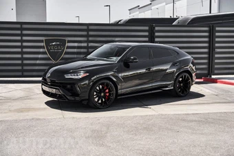 2023 Lamborghini Urus S – miniatura 5