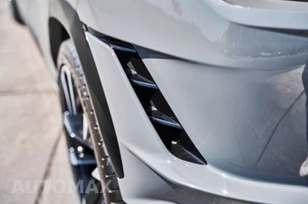 2023 Lamborghini Urus S – miniatura 12