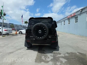 2023 Land Rover Defender 110 30th Anniversary Edition - miniatura 4