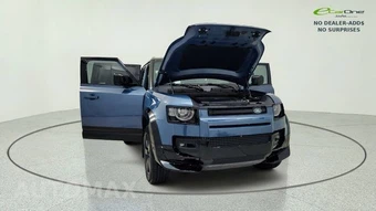 2023 Land Rover Defender 110 S - miniatura 12