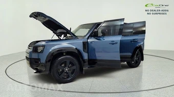 2023 Land Rover Defender 110 S - miniatura 14