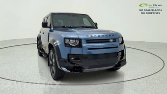 2023 Land Rover Defender 110 S - miniatura 2