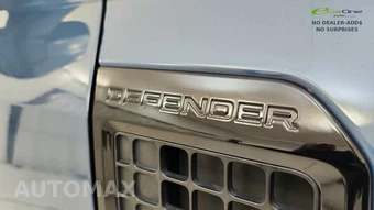 2023 Land Rover Defender 110 S - miniatura 31
