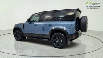 2023 Land Rover Defender 110 S - miniatura 6