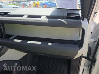 2023 Land Rover Defender 110 S – miniatura 19