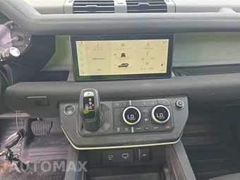 2023 Land Rover Defender 110 S – miniatura 11