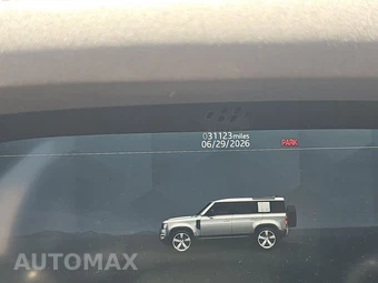2023 Land Rover Defender 110 S – miniatura 12
