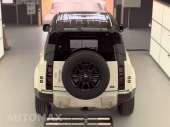 2023 Land Rover Defender 110 S – miniatura 5
