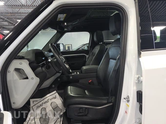 2023 Land Rover Defender 110 S – miniatura 7
