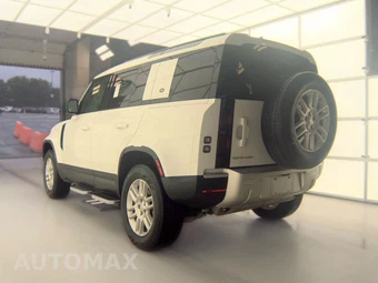 2023 Land Rover Defender 110 S – miniatura 6