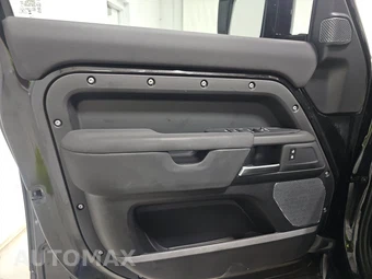 2023 Land Rover Defender 110 - miniatura 9