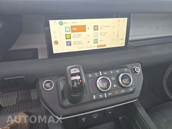 2023 Land Rover Defender 110 SE - miniatura 10