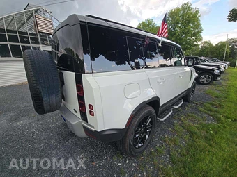 2023 Land Rover Defender 110 SE - miniatura 3