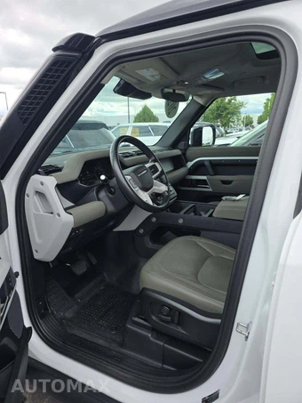 2023 Land Rover Defender 110 SE - miniatura 6